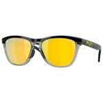 Oakley Lunettes de soleil Frogskins Range Matte Black Prizm 24K Polarized Présentation