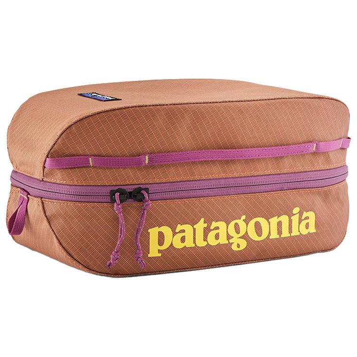 Patagonia Trousse de toilette Black Hole Cube 6L Peach Sherbet Présentation